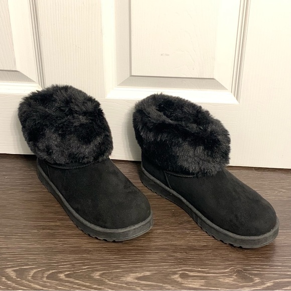 Shoes for all seasons!!! - Picture 4 of 12